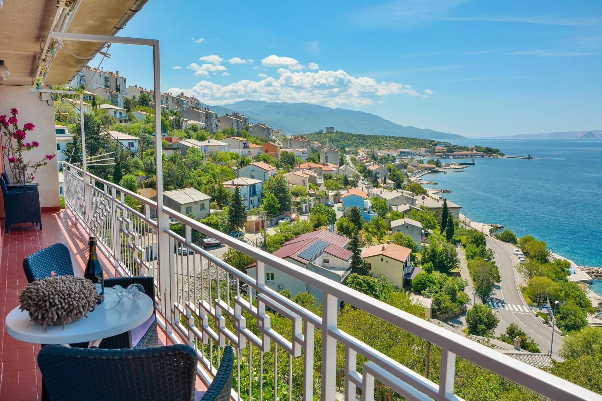 Apartment Luca Senj  Bagian luar foto