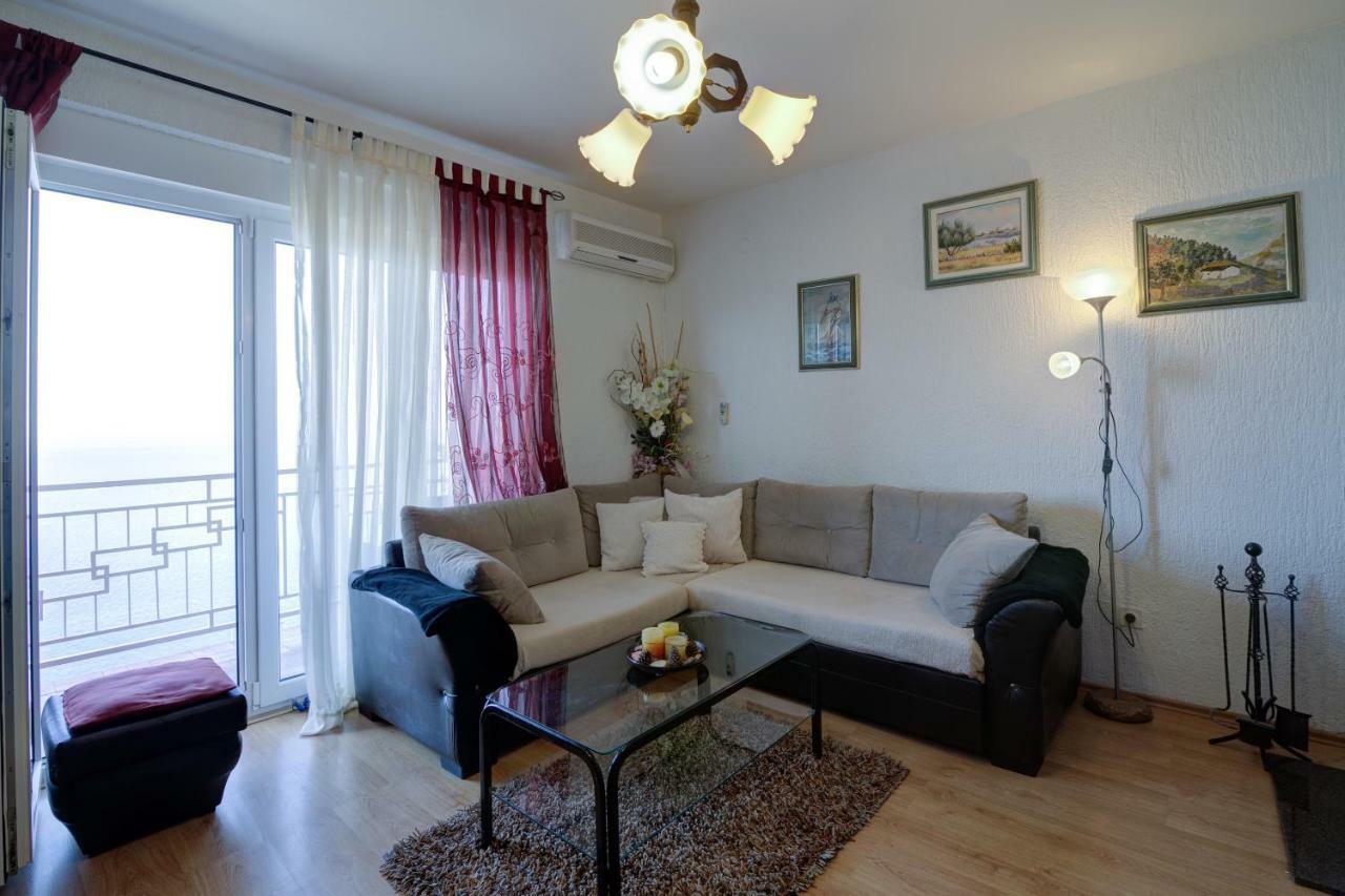 Apartment Luca Senj  Bagian luar foto