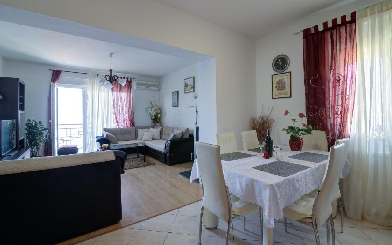 Apartment Luca Senj  Bagian luar foto